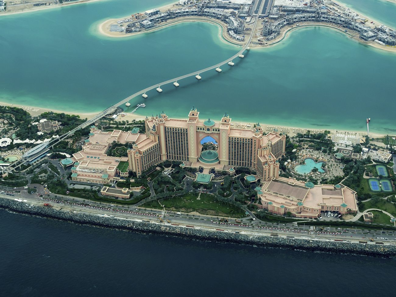 Island luxury hotel resort, Dubai
